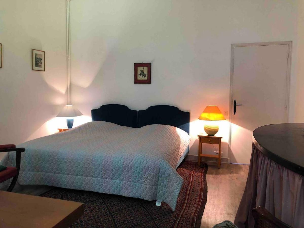 Appartement De Charme Au Coeur De La Vieille Ville 베르주라크 외부 사진